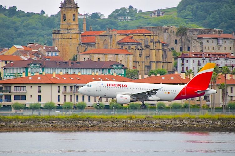 LA BATAILLE DES AÉROPORTS – Fontarrabie a beaucoup d’appétit. Pau toujours dans l’hésitation